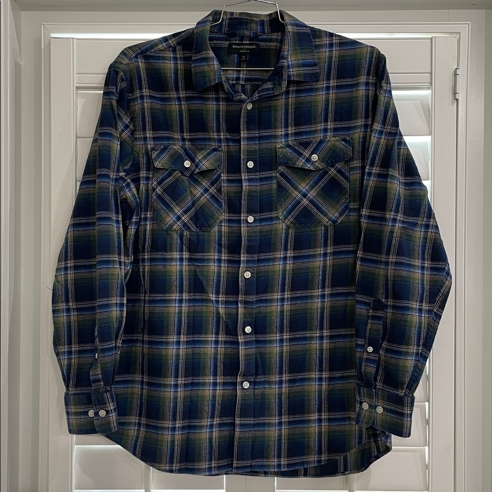 Banana Republic Plaid Flannel Button Down